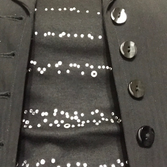 Blazer - Picture 7 of 7